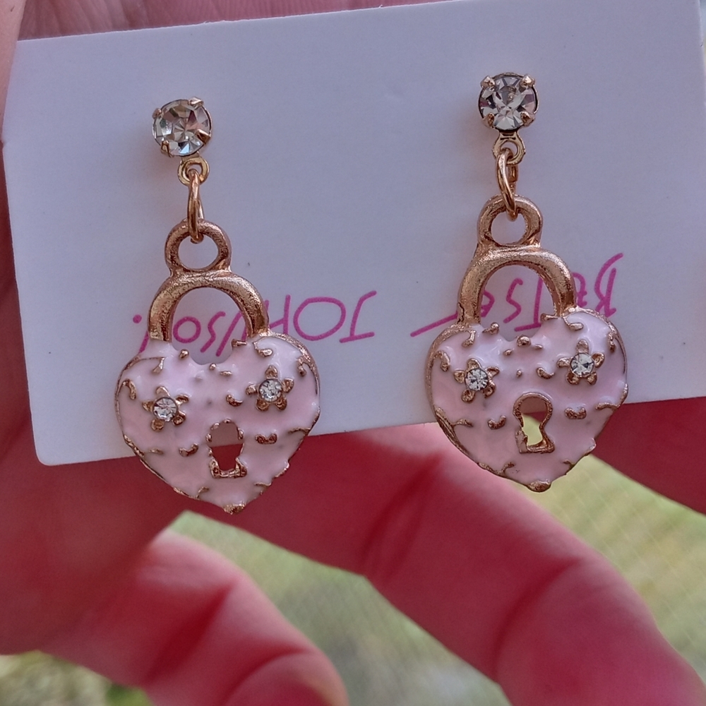 Betsey Johnson Pink Heart Drop Earrings NEW
